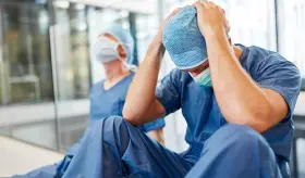 Retos psicológicos y conductuales de la pandemia del COVID-19 para profesionales de la salud