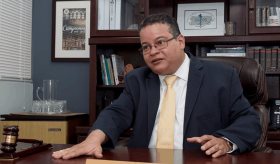 Recomiendan al Gobierno de Puerto Rico tomar medidas por aumento de casos de COVID-19