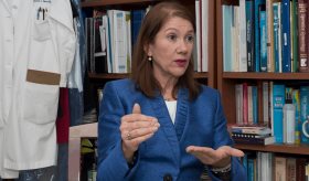 La FDA da autorización de uso de emergencia a la vacuna Covid-19 de Novavax