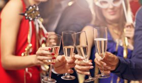 ¿Qué hago si tuve contacto con una persona con COVID-19 en navidad?