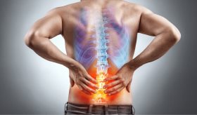 Tener hermano mayor o una amigdalectomía son 2 nuevos factores de riesgo para espondilitis anquilosante