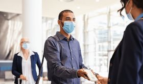 Uso de mascarillas en aviones: conoce las nuevas reglas