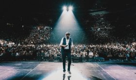 Infectólogo anticipa repunte adicional de COVID-19 tras concierto de Juan Luis Guerra en la Isla