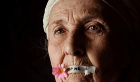 El abuso sexual a los ancianos sigue siendo un tema tabú