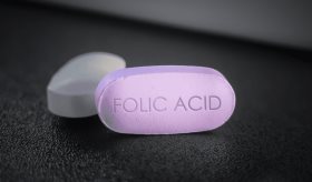 Investigación comprobó que el consumo de ácido fólico reduce en un 44 % los intentos de suicidio