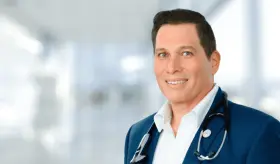 Dr. Iván Meléndez Rivera será reconocido por la Comisión Latina sobre el SIDA en la Gala Cielo