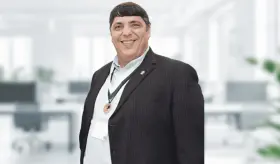 Los fumadores tienen de 4 a 7 veces más probabilidades de desarrollar cáncer de vejiga": Dr. Lozada