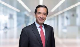 “El comisionado residente tiene que cubrir el campo que cubrirían cuatro o cinco miembros del Congreso”