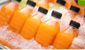 Cómo el consumo excesivo de jugos procesados puede aumentar el riesgo de diabetes, obesidad e infartos