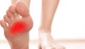 Carne, mariscos y alcohol: ¿Cómo afecta el ácido úrico las articulaciones durante la Navidad?