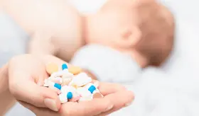 Aspirina, codeína o anticonceptivos durante la lactancia: ¿Por qué debe evitarlos?