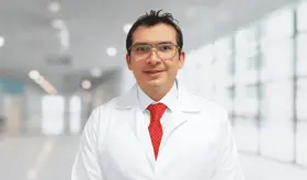 "8 de cada 10 mujeres pueden tener miomas y no siempre presentar síntomas": Dr. Gómez