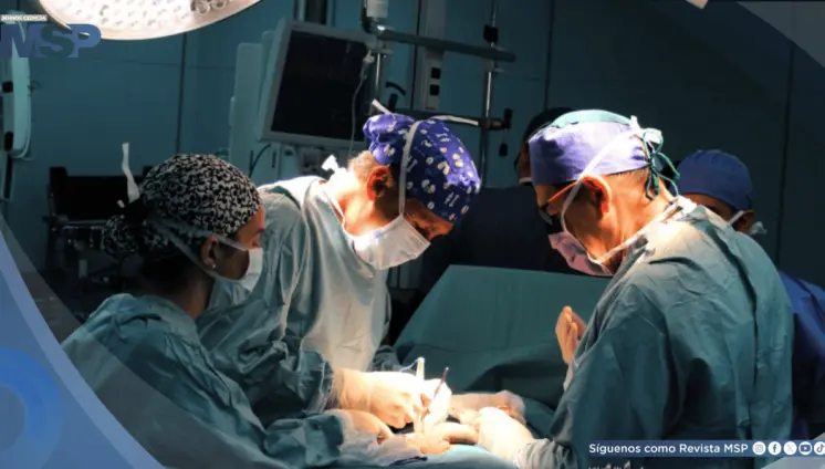 Traumatólogo es acusado de amputar pierna equivocada en intervención quirúrgica Traumatólogo es acusado de amputar pierna equivocada en intervención quirúrgica