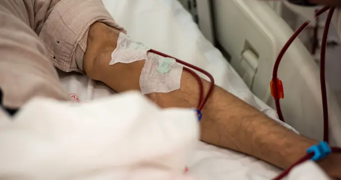 Puerto Rico aprueba ley que garantiza acompañamiento a pacientes de diálisis: un paso hacia una atención