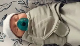 Récord científico. Nace bebé a partir de un embrión congelado durante casi 31 años