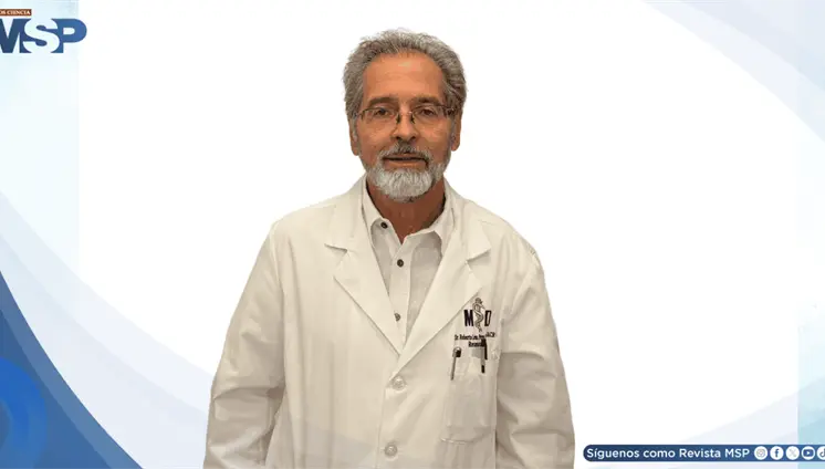 Roberto León, el reumatólogo que apuesta por educar al paciente para cuidar mejor su salud Roberto León, el reumatólogo que apuesta por educar al paciente para cuidar mejor su salud
